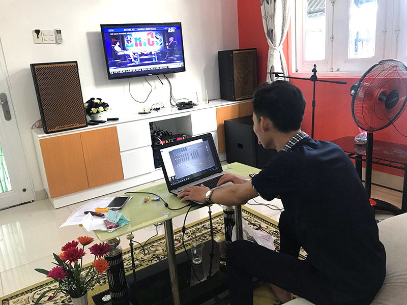 bo dan karaoke cua gia dinh chi trung tai hcm h4