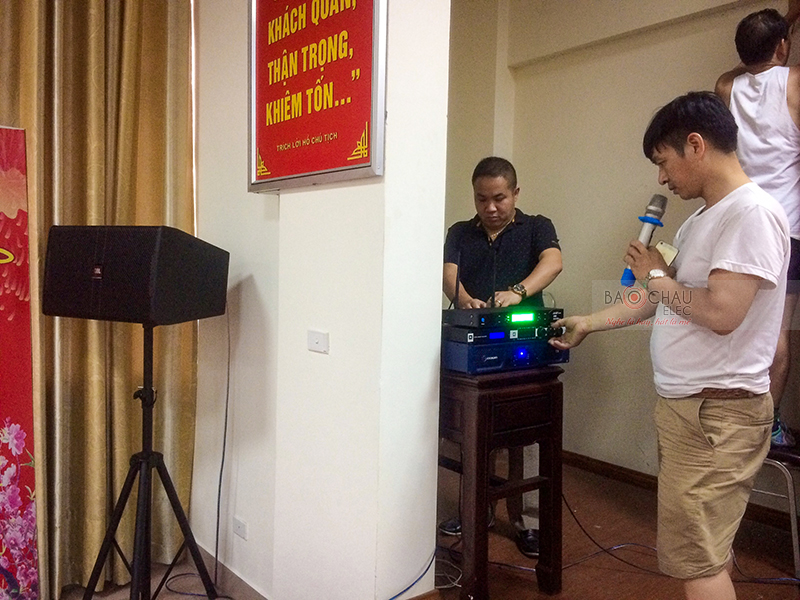 dan am thanh hoi truong nho h4