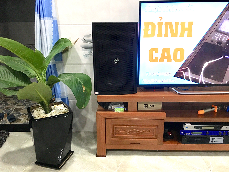 dan karaoke cao cap cho anh Quan tai da nang h4