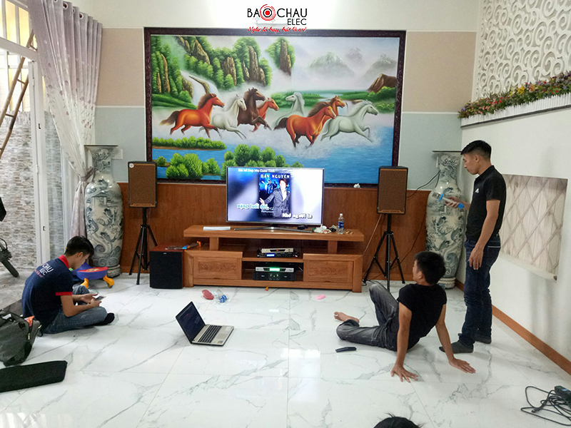dan karaoke gia dinh cao cap tai hoc mon h6