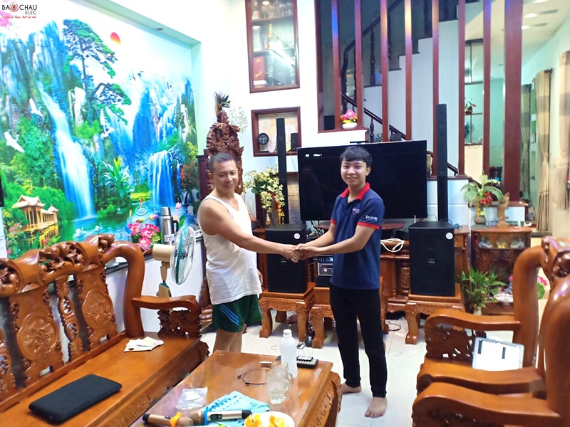 dan karaoke gia dinh chu khai tai quan 12 h4-min