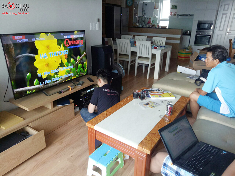 Dan karaoke gia dinh tam trung tai chung cu melodi h7 Dan karaoke gia dinh tam trung tai chung cu melodi h7