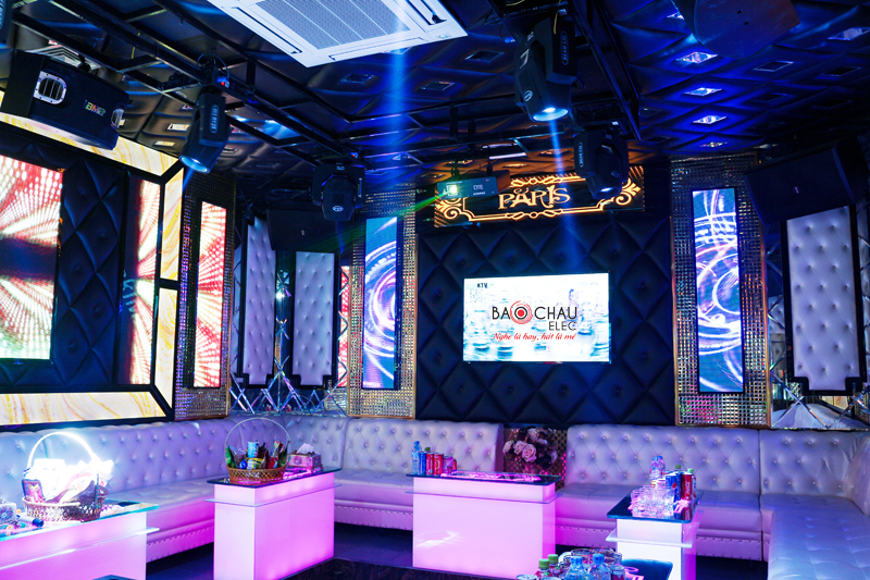 Thiết kế qu&aacute;n pub