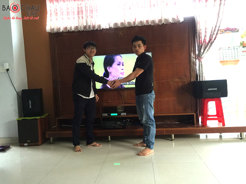 Lắp đặt dàn karaoke gia đình hay, giá rẻ cho anh Huy tại Củ Chi