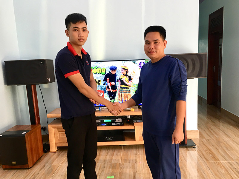 dan karaoke cao cap cua anh lan tai hai duong h6