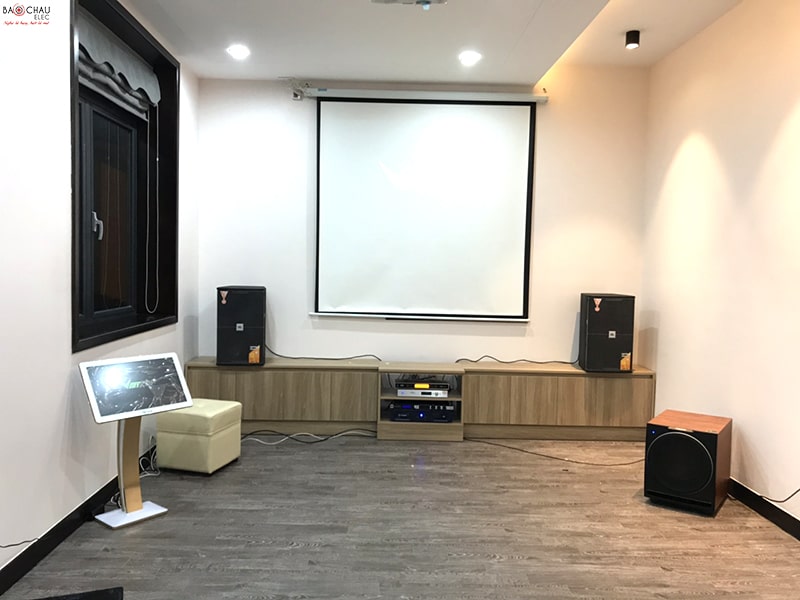 dan karaoke vip cua gia dinh chu chien tai ecopark h5-min